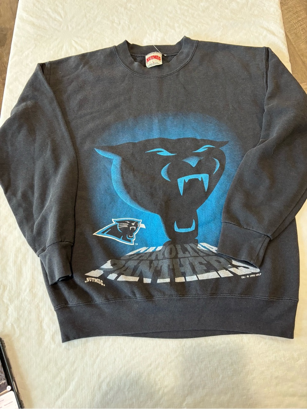 Vintage Carolina Panthers Black & Blue Graphic Crewneck Sweatshirt